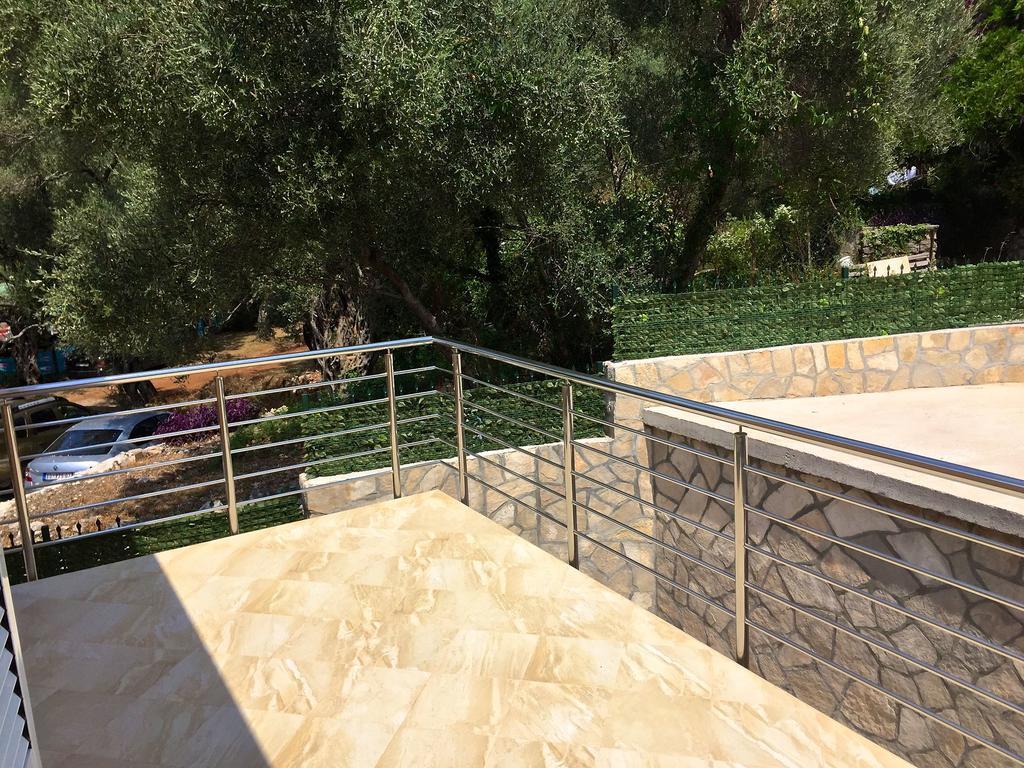 Žanjice Luxury Suite Luštica Exterior foto